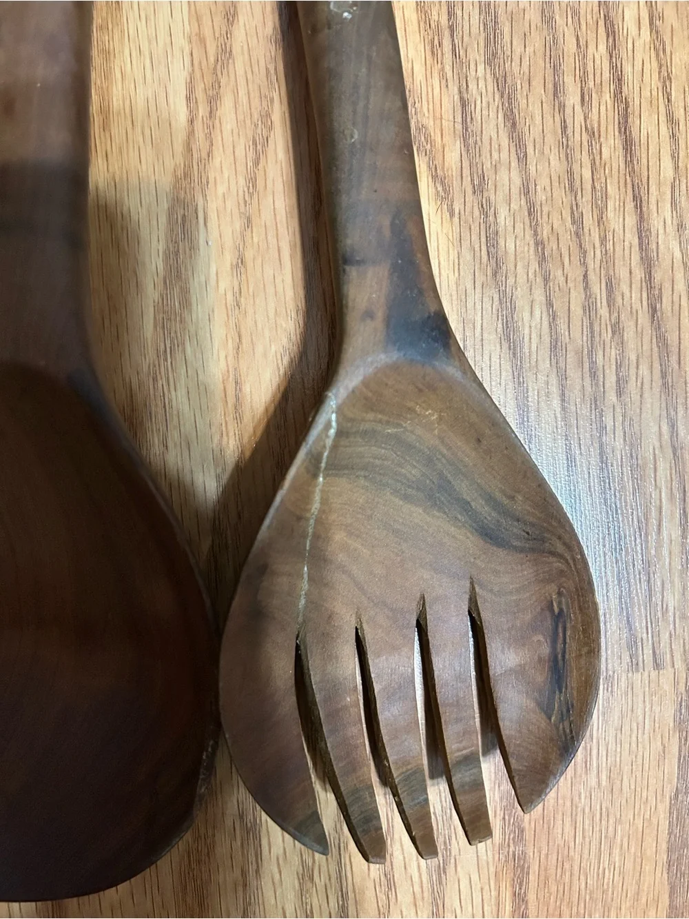 Vintage Hand-Carved African Wooden Salad Servers - Giraffe Finial - Set of 2